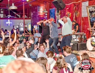 Savannah Smiles: Exclusive Dueling Piano Experience image 11