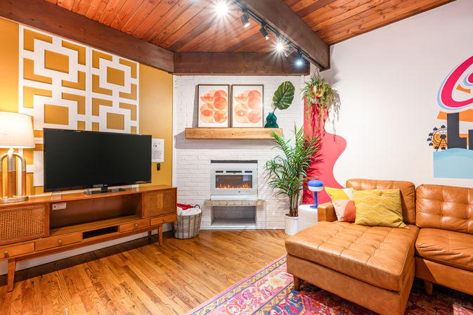 The Lucky Penny: Lincoln Park 3-Story Townhome & Rooftop Oasis image 35