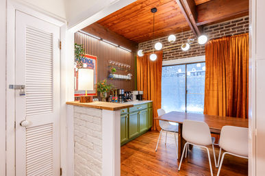 The Lucky Penny: Lincoln Park 3-Story Townhome & Rooftop Oasis image 51