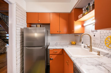 The Lucky Penny: Lincoln Park 3-Story Townhome & Rooftop Oasis image 46