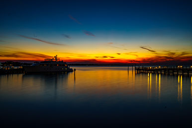 4-Hour Luxury Yacht Sunset & Dolphin Cruise (Up to 12 People) image 21
