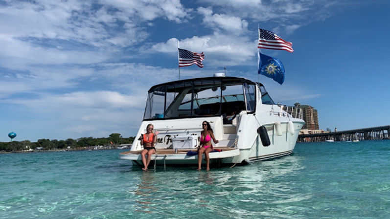 4-Hour Luxury Yacht Sunset & Dolphin Cruise (Up to 12 People) image 17