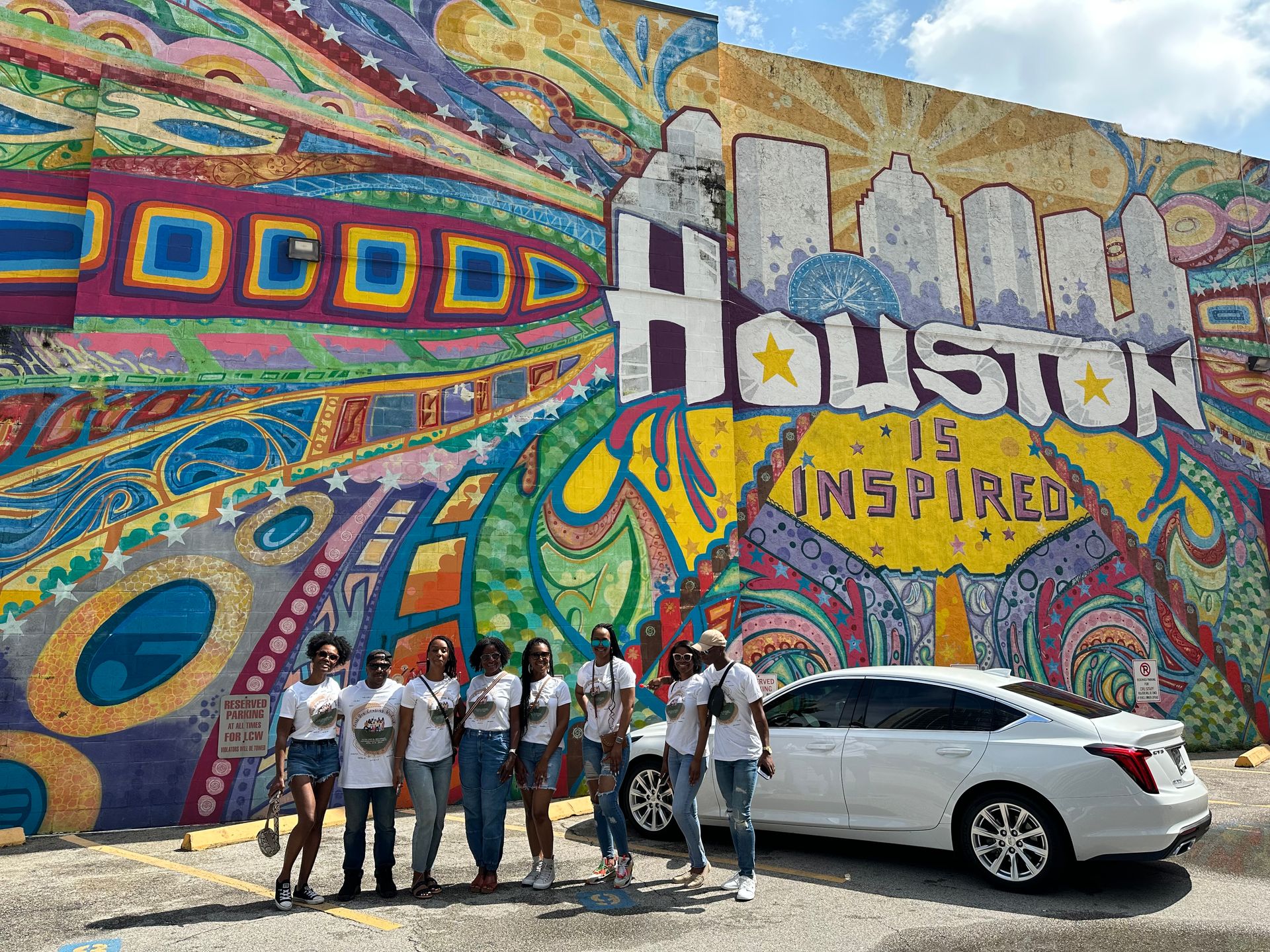 Murals, Brewery and Bar Tour in H-Town: Discover Best Spots with Wine, Cocktails, and More image 1