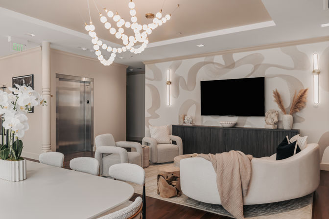 The Bellamy Penthouse at Historic Starr Piano Building: Luxury 4BR Downtown Suite with Concierge, Steps from Broadway image 40