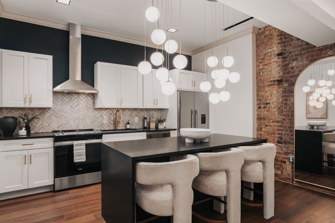 The Bellamy Penthouse at Historic Starr Piano Building: Luxury 4BR Downtown Suite with Concierge, Steps from Broadway image 32