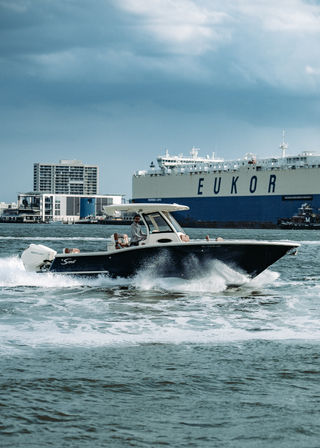 Luxury Boat Charters in Charleston Harbor: Scenic Views, Custom Itineraries, and Premium Onboard Amenities image 6