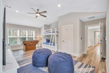 Deja Blue: 6BR Rental wth Pool + Hot Tub, Steps to Beach image 39