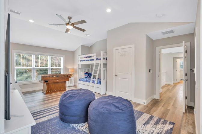 Deja Blue: 6BR Rental wth Pool + Hot Tub, Steps to Beach image 39
