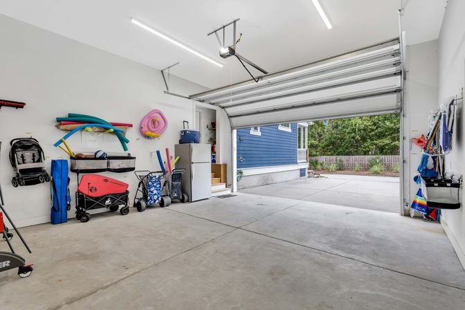 Deja Blue: 6BR Rental wth Pool + Hot Tub, Steps to Beach image 55