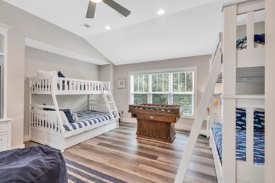 Deja Blue: 6BR Rental wth Pool + Hot Tub, Steps to Beach image 6