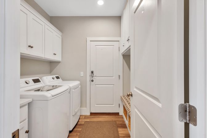 Deja Blue: 6BR Rental wth Pool + Hot Tub, Steps to Beach image 58