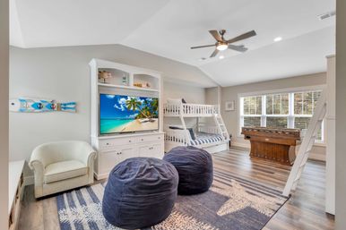 Deja Blue: 6BR Rental wth Pool + Hot Tub, Steps to Beach image 38