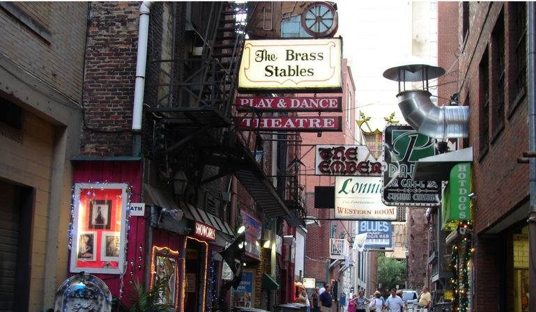 Nashville Cocktail Tours:  Terror in Music City True Crime Tour (Drinks Included) image 3