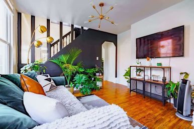 Welcome to the Jungle: Lush Escape in Short North image 5