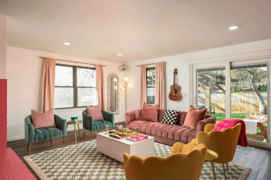 Harmony House: Hot Tub, Game Room & Fire Pit image 4