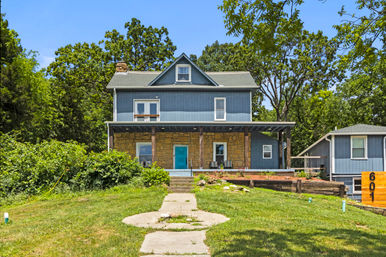 The Six Zero One: 4BR + 1BR Guest House + Entertainment Pavilion (Sleeps 10) image 11