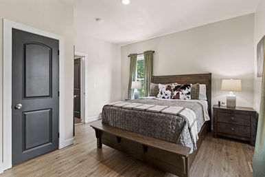 The Six Zero One: 4BR + 1BR Guest House + Entertainment Pavilion (Sleeps 10) image 32