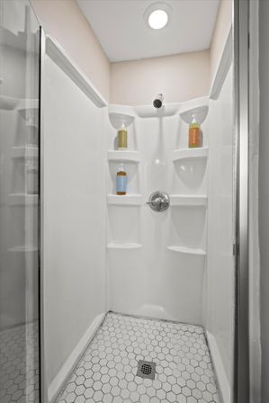 The Six Zero One: 4BR + 1BR Guest House + Entertainment Pavilion (Sleeps 10) image 55