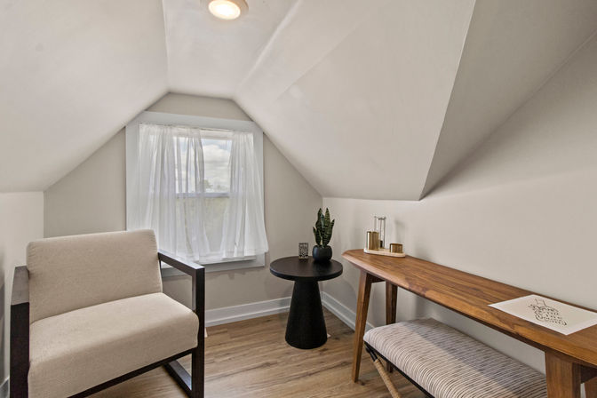 The Six Zero One: 4BR + 1BR Guest House + Entertainment Pavilion (Sleeps 10) image 37