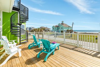 Twist of Lime Gulf-Front Galveston Estate: Huge Deck, Chef’s Kitchen & Beach Views image 15