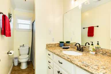 Twist of Lime Gulf-Front Galveston Estate: Huge Deck, Chef’s Kitchen & Beach Views image 56