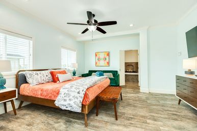 Twist of Lime Gulf-Front Galveston Estate: Huge Deck, Chef’s Kitchen & Beach Views image 42