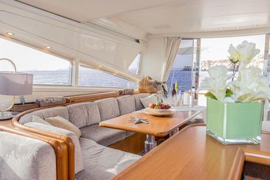 BYOB Luxury Yacht Charter On Board Beautiful 94 Leopard (Up to 13 Passengers) image 5