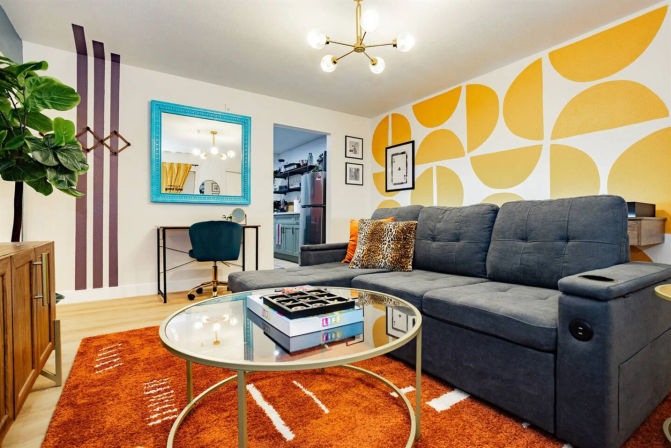 The Star Motel: Vintage Vegas Stay Steps to The Strip (Sleeps 34) image 10