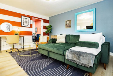 The Star Motel: Vintage Vegas Stay Steps to The Strip (Sleeps 34) image 13