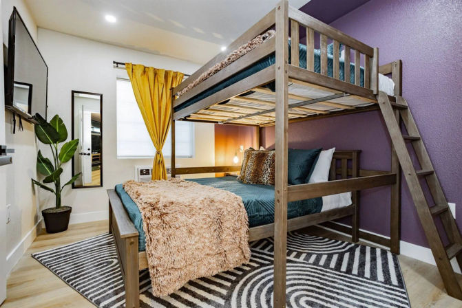 The Star Motel: Vintage Vegas Stay Steps to The Strip (Sleeps 34) image 31