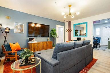 The Star Motel: Vintage Vegas Stay Steps to The Strip (Sleeps 34) image 3