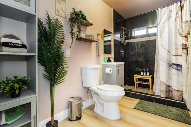 The Star Motel: Vintage Vegas Stay Steps to The Strip (Sleeps 34) image 38
