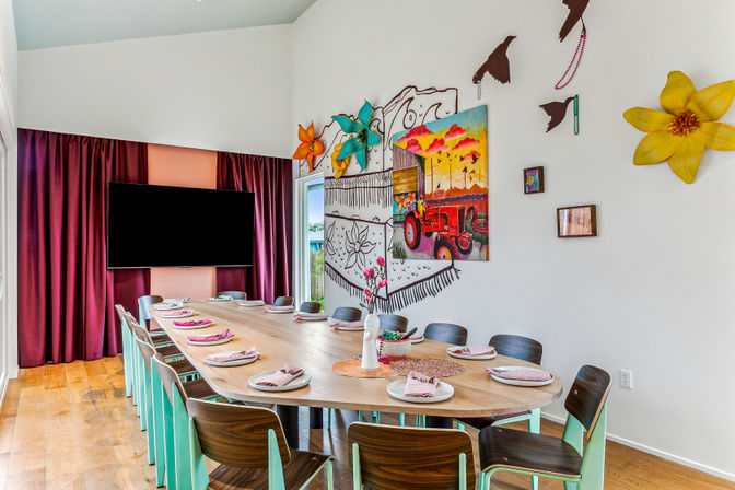 CastleDay: Private Villas for Group Retreats- Pool, Basketball Hoop & Outdoor Dining image 9