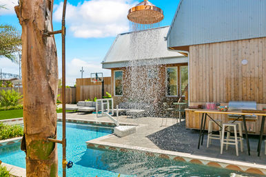 CastleDay: Private Villas for Group Retreats- Pool, Hot Tub, Outdoor Shower, BBall Hoop image 37