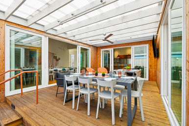 CastleDay: Private Villas for Group Retreats- Pool, Hot Tub, Outdoor Shower, BBall Hoop image 17