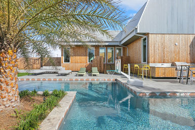 CastleDay: Private Villas for Group Retreats- Pool, Basketball Hoop & Outdoor Dining image 53