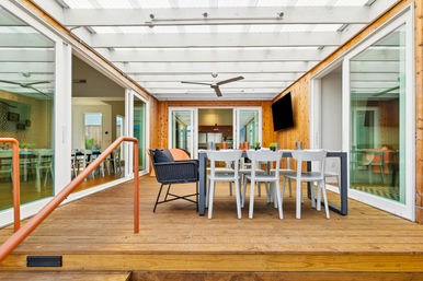 CastleDay: Private Villas for Group Retreats- Pool, Hot Tub, Outdoor Shower, BBall Hoop image 18