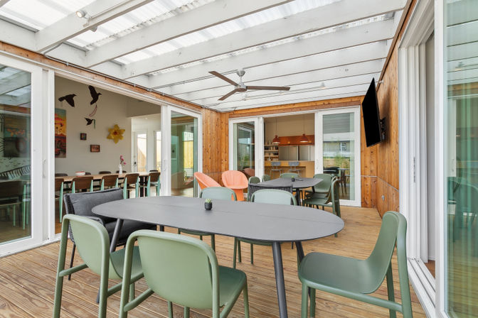 CastleDay: Private Villas for Group Retreats- Pool, Basketball Hoop & Outdoor Dining image 43
