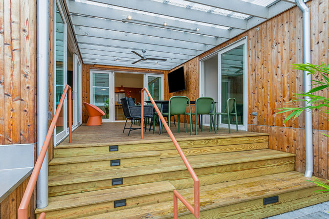 CastleDay: Private Villas for Group Retreats- Pool, Basketball Hoop & Outdoor Dining image 31