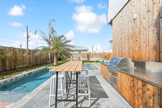 CastleDay: Private Villas for Group Retreats- Pool, Basketball Hoop & Outdoor Dining image 49