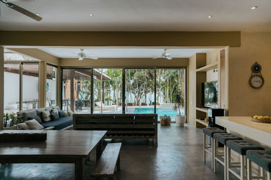 Villa Soliman: 6 BR Oceanfront Hideaway + Rooftop Plunge Pool image 13