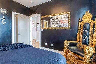 Swiftie City Dreamhouse: Sleeps 18 in Style & Sparkle image 22