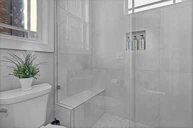 Swiftie City Dreamhouse: Sleeps 18 in Style & Sparkle image 19