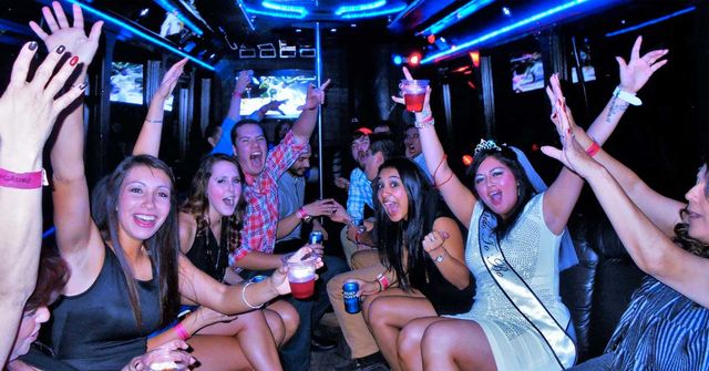Pick-Your-Genre Nightclub Crawls by Party Bus: Free Mixed Drinks & Fast-Pass Entry Into The Strip's Hottest Venues image 3