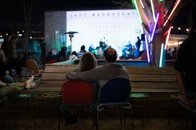 Axelrad Beer Garden image 6