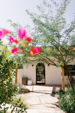 Solera: Spa-Like Retreat with Sauna & Hot Tub image 1