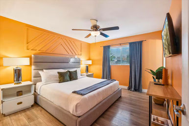 Casa Rodeo: 5 BR, No Bunks, Pool, Hot Tub + 4 Minutes to Old Town! image 10