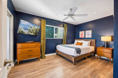 Casa Rodeo: 5 BR, No Bunks, Pool, Hot Tub + 4 Minutes to Old Town! image 4