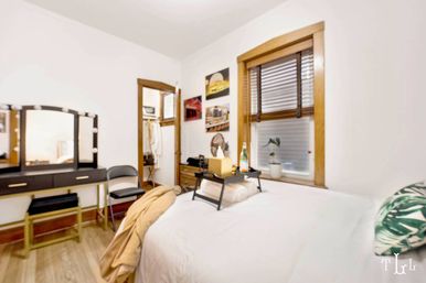 Twin Lions Lodge: Eclectic Chic in Bucktown image 40