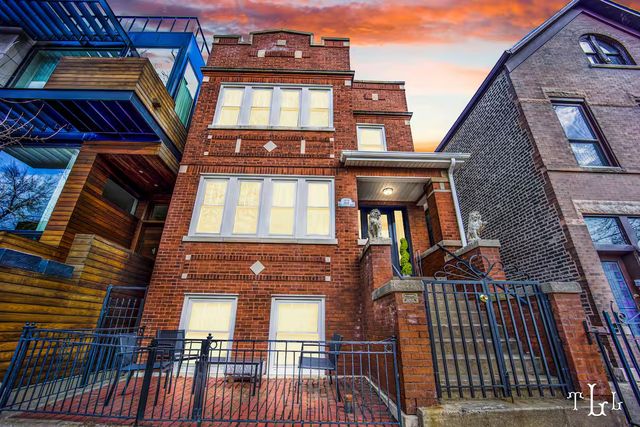 Twin Lions Lodge: Eclectic Chic in Bucktown image 4